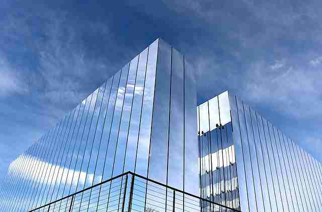 【高手指南】每日大赛官网直播事故合集复盘，话题榜前三